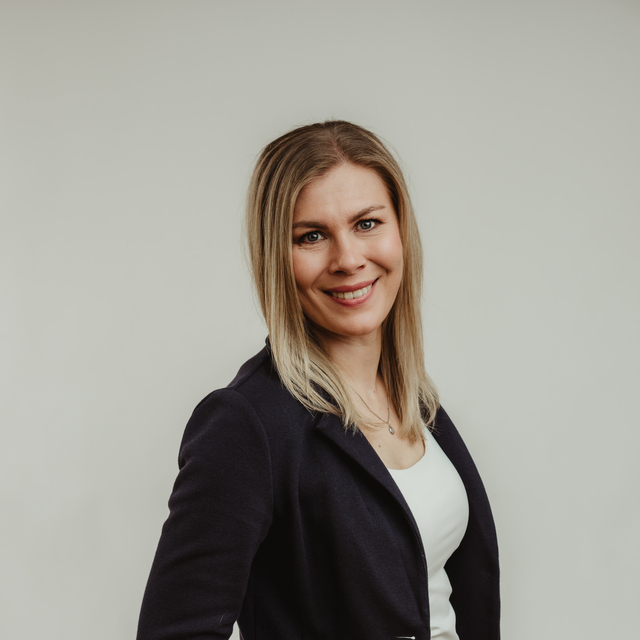 Adéla Reznerová Partners Opava